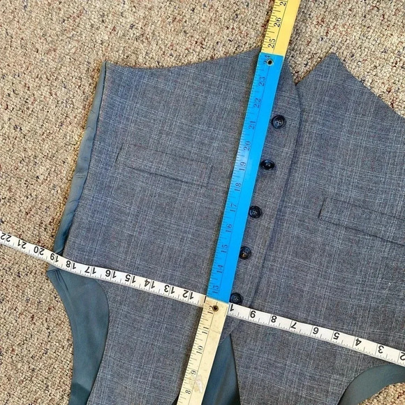 Men 5 Buttons Suit Vest Tuxedo Size 38R Pockets Plaid Gray - Picture 2 of 4